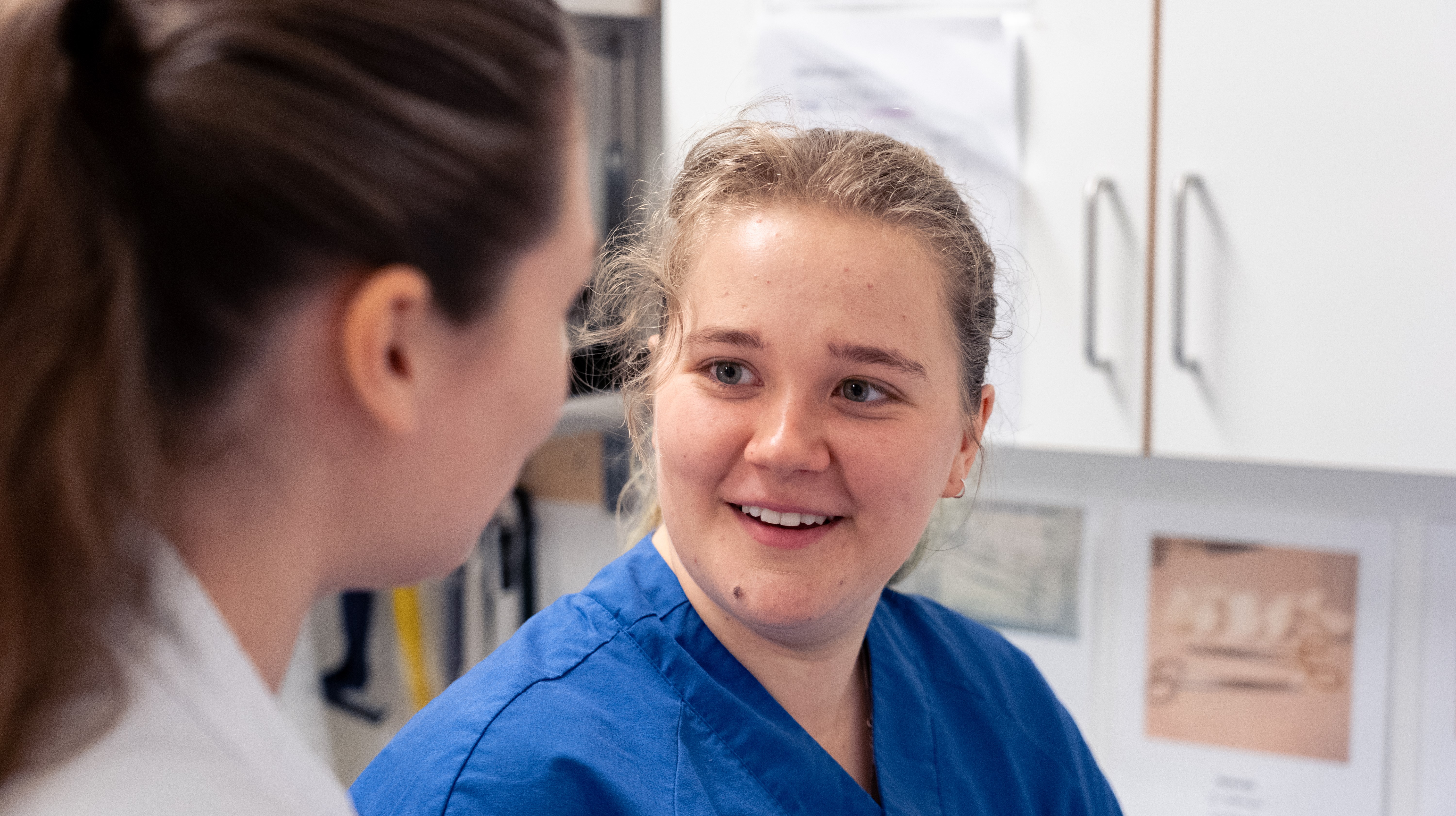 Thea Norgren på förlossningen.