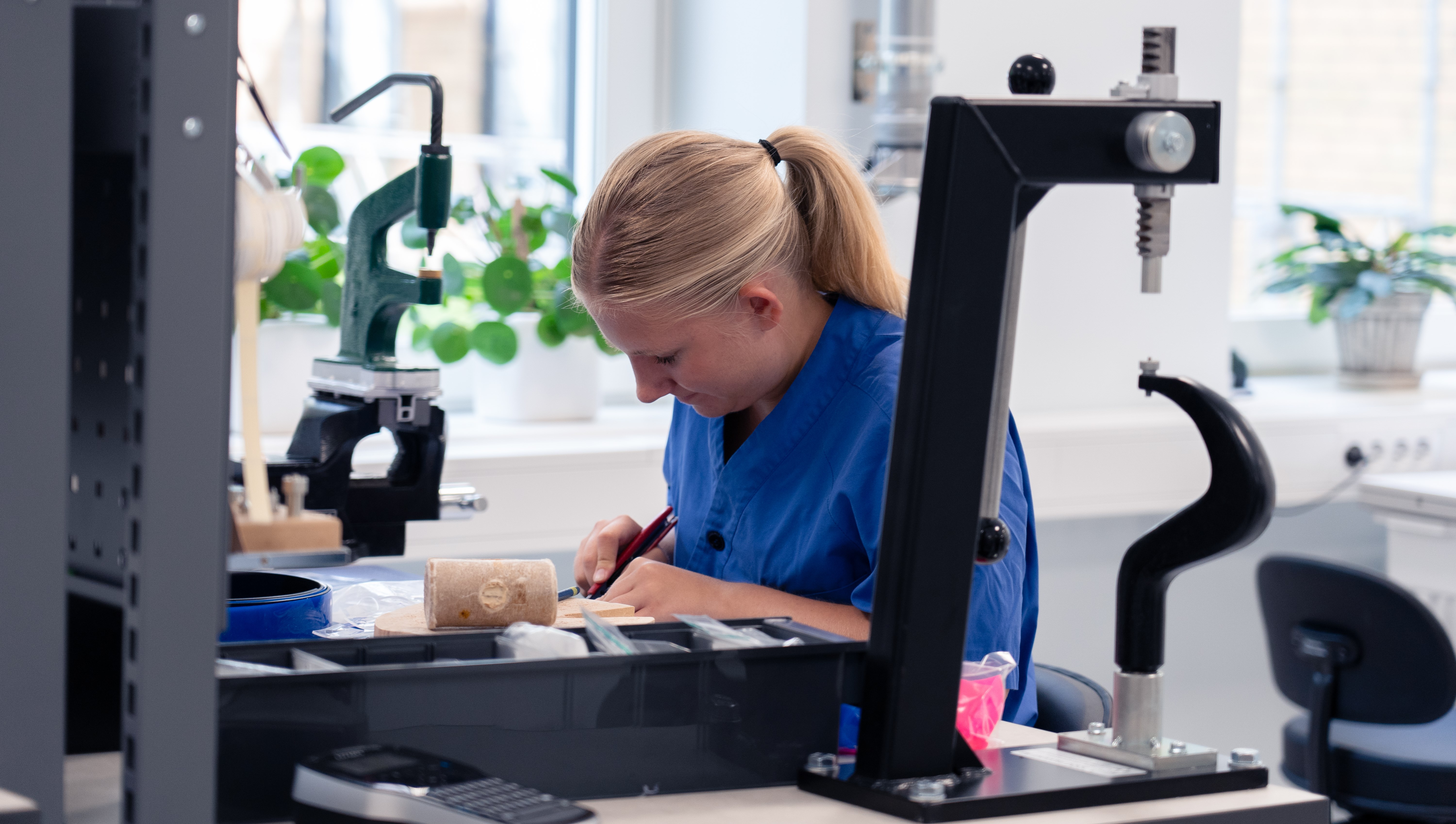 Tilda Eriksson i ortopedssalen.